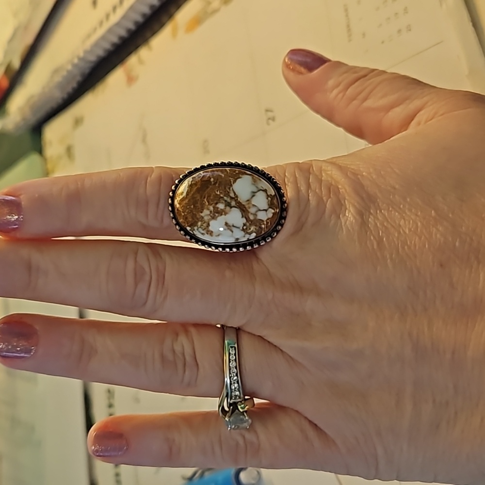 Ring - Picture 3 of 3
